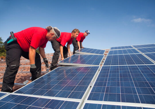 Faire appel à des professionnels pour son projet d’exploitation d’énergie solaire